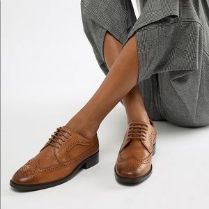 ASOS DESIGN Manic flat brogues